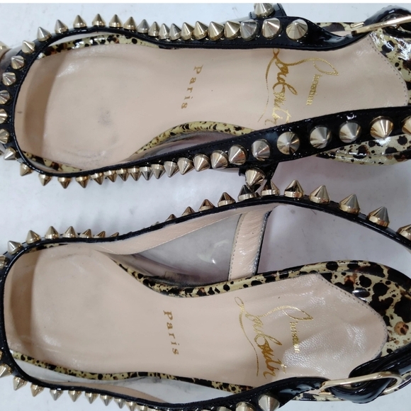 CHRISTIAN LOUBOUTIN Studded White and Gold Women's Heels - Picture 7 of 10